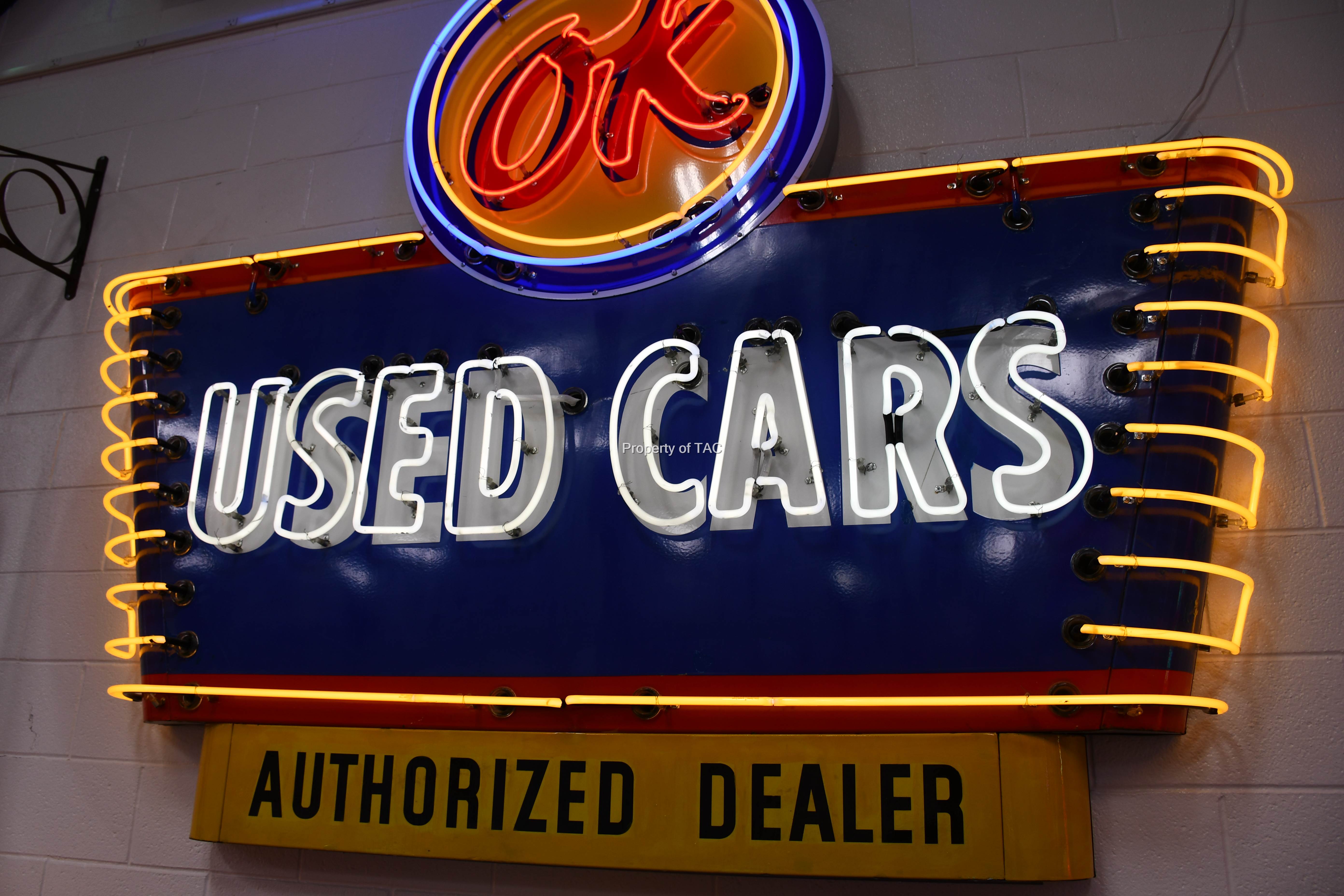 "Chevrolet" Used Cards Single Sided Porcelain Neon Sign