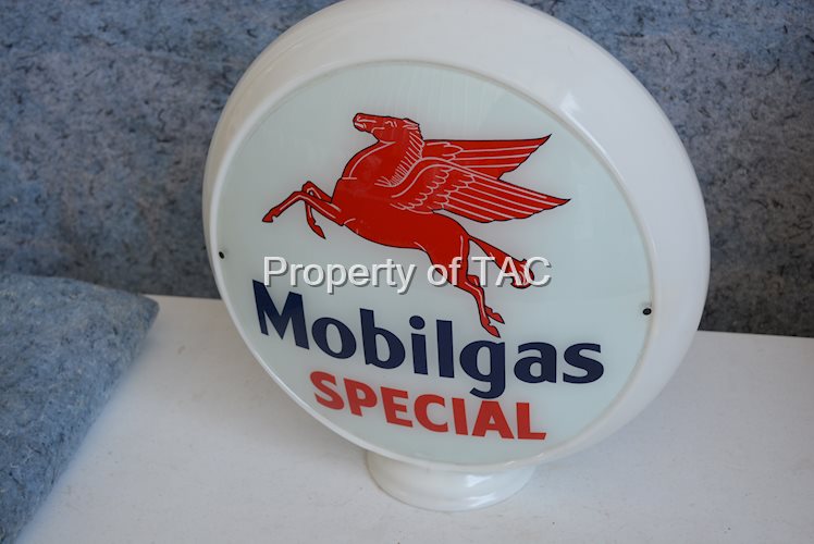 Mobilgas Special w/Pegasus Logo 13.5" Single Globe Lens