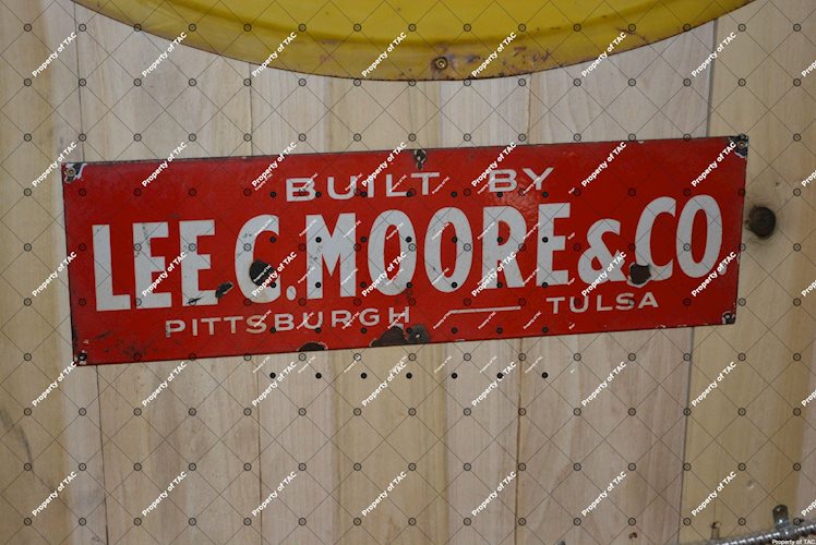 Lee C. Moore & CO sign
