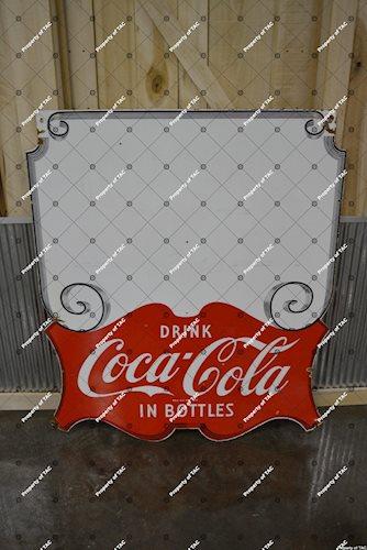 Drink Coca-Cola in bottles (scroll) sign