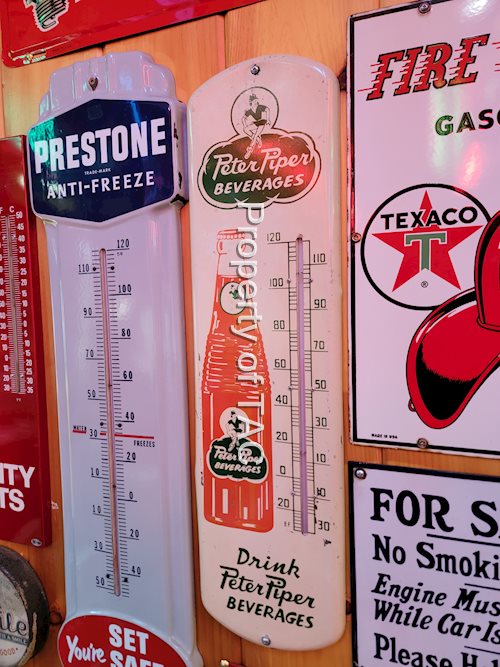 Peter Piper Beverages w/Bottle Metal Thermometer