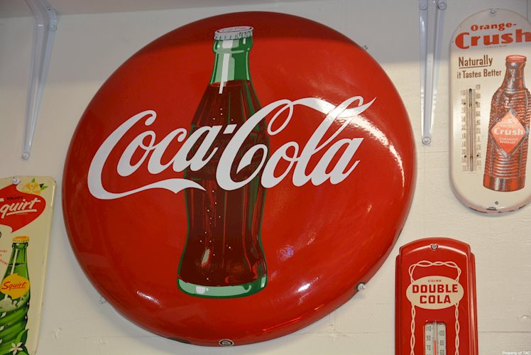 Coca-Cola w/bottle Sign