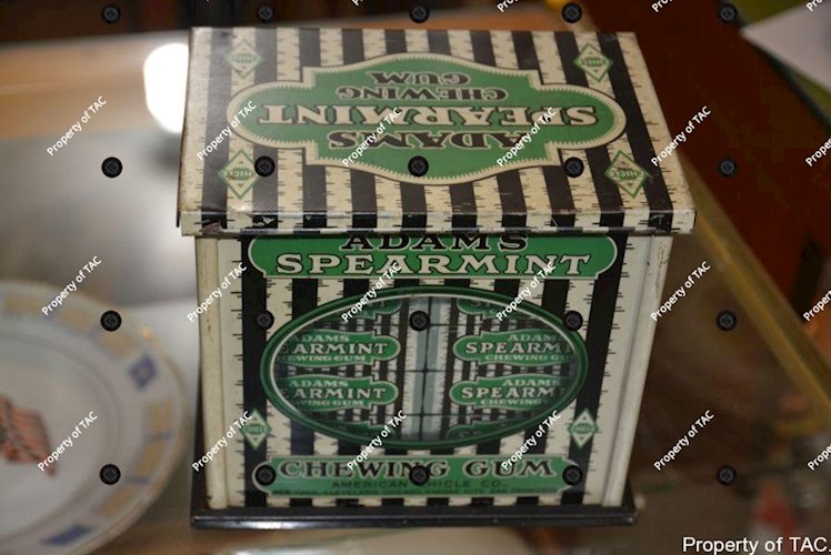Adams Spearmint Chewing Gum display