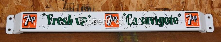 7up "Fresh Up" with 7up Porcelain Door Bar Push