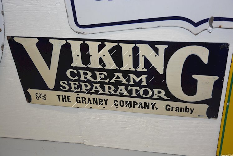 Viking Cream Separator sign