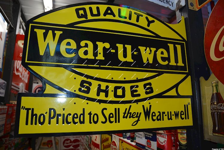 Wear-u-well Shoes sign