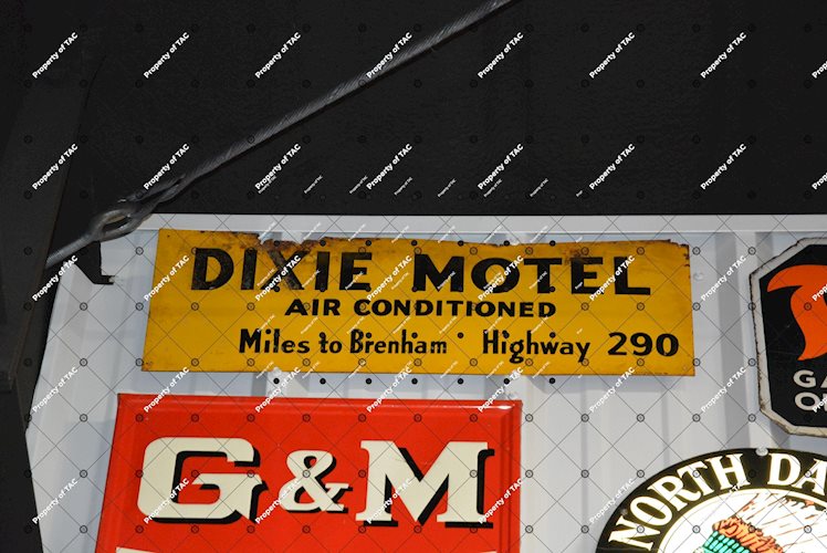 Dixie Motel Sign
