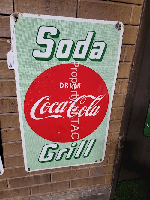 Drink Coca-Cola Soda Grill