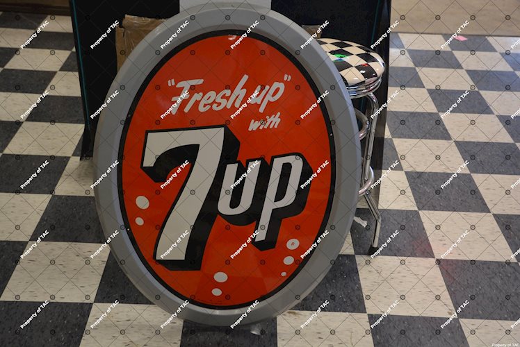 Fresh Up with 7up sign
