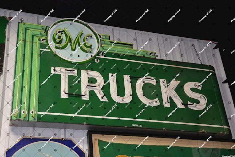(GMC) Trucks Neon Sign