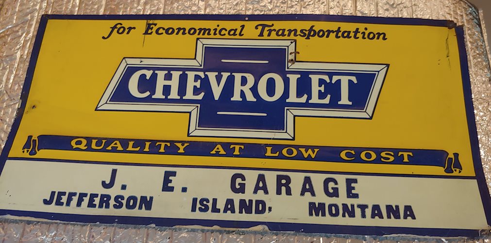Chevrolet in Bowtie Quality at Low Cost" Metal Sign"