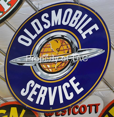 Oldsmobile Service with Saturn logo