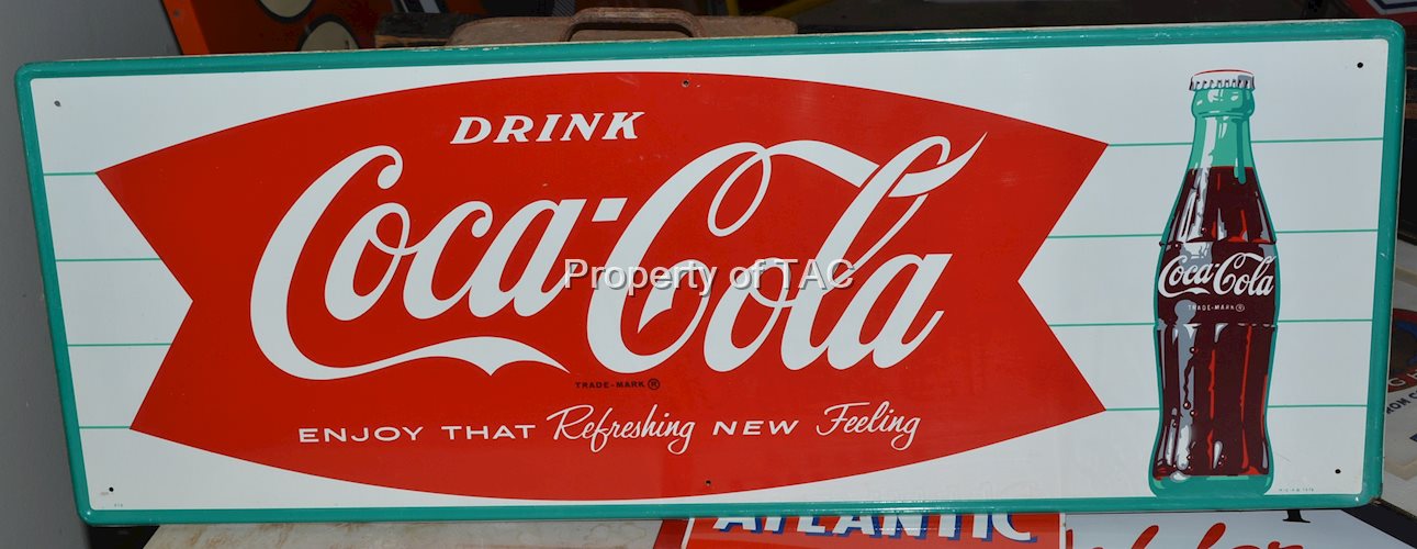 Coca-Cola w/Fish Tail Logo & Bottle