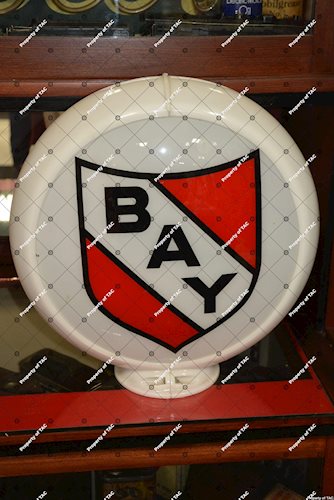 Bay w/logo 13.5 single globe lens"