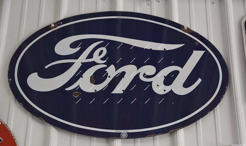 Ford (medium) Oval porcelain sign