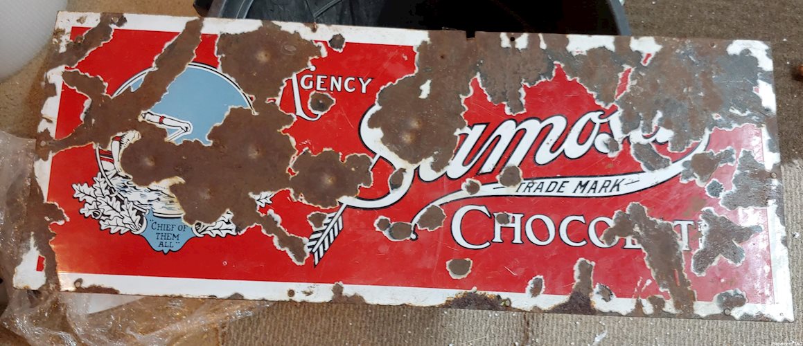 Samos!! Single Sided Porcelain SSP Chocolate Sign