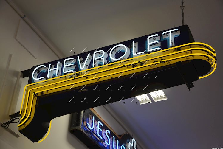 Chevrolet w/lines neon sign