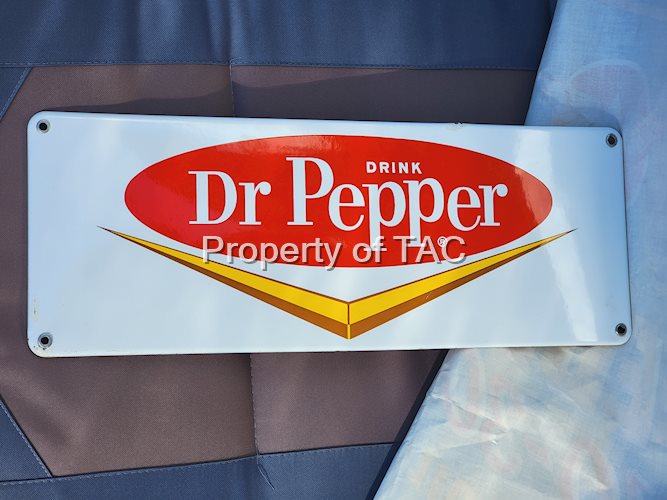 Dr. Pepper w/Logo Porcelain Sign